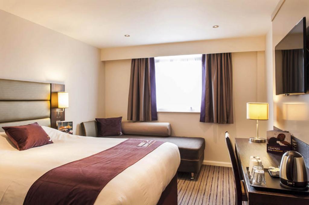 Premier Inn London Elstree / Borehamwood Hotel Exterior foto