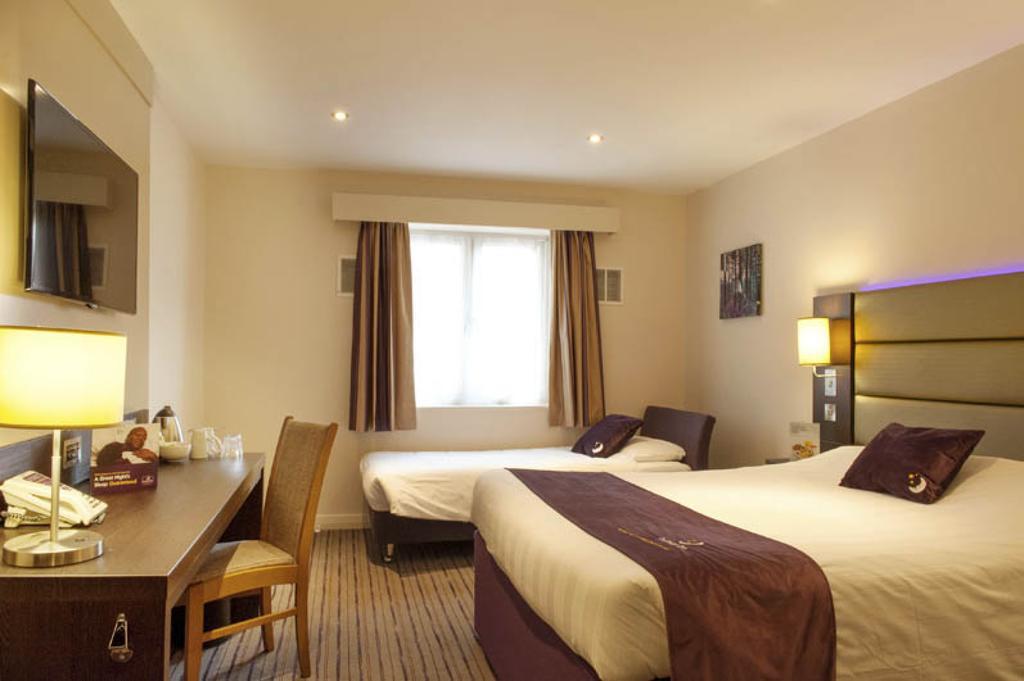 Premier Inn London Elstree / Borehamwood Hotel Zimmer foto